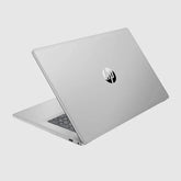 كمبيوتر محمول HP 17-CN4033CL، شاشة Full HD مقاس 17.3 بوصة، معالج Intel Core 5 120U، ذاكرة وصول عشوائي DDR4 سعة 16 جيجابايت، قرص SSD سعة 512 جيجابايت، نظام التشغيل Windows 11 Home - فضي طبيعي